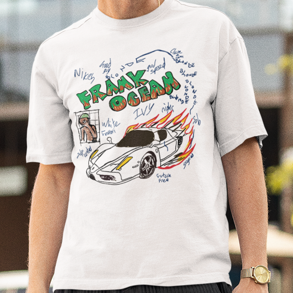 camiseta básica branca com estampa de carro pegando fogo frank ocean