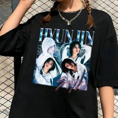Camiseta Básica Stray Kids Hyunjin Graphic