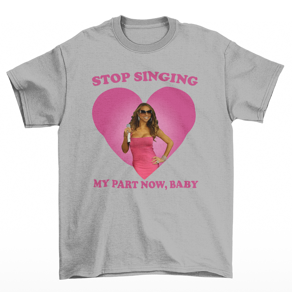 camiseta básica cinza com estampa da Mariah Carey stop singing