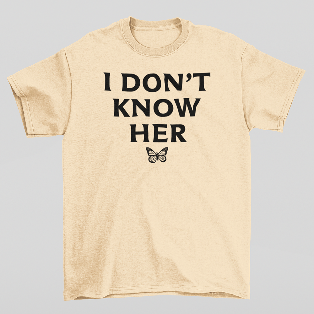 Camiseta Básica Mariah Carey I Don't Know Her- pérola