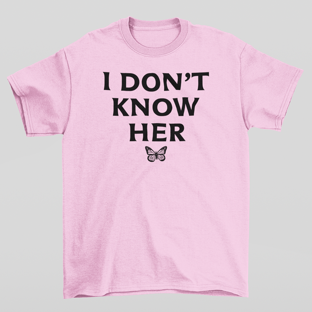 Camiseta Básica Mariah Carey I Don't Know Her- rosa bebe