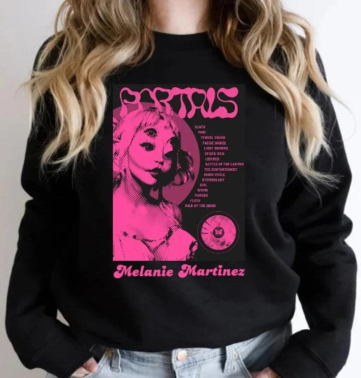 Moletom Gola Redonda Melanie Martinez Portals Graphic