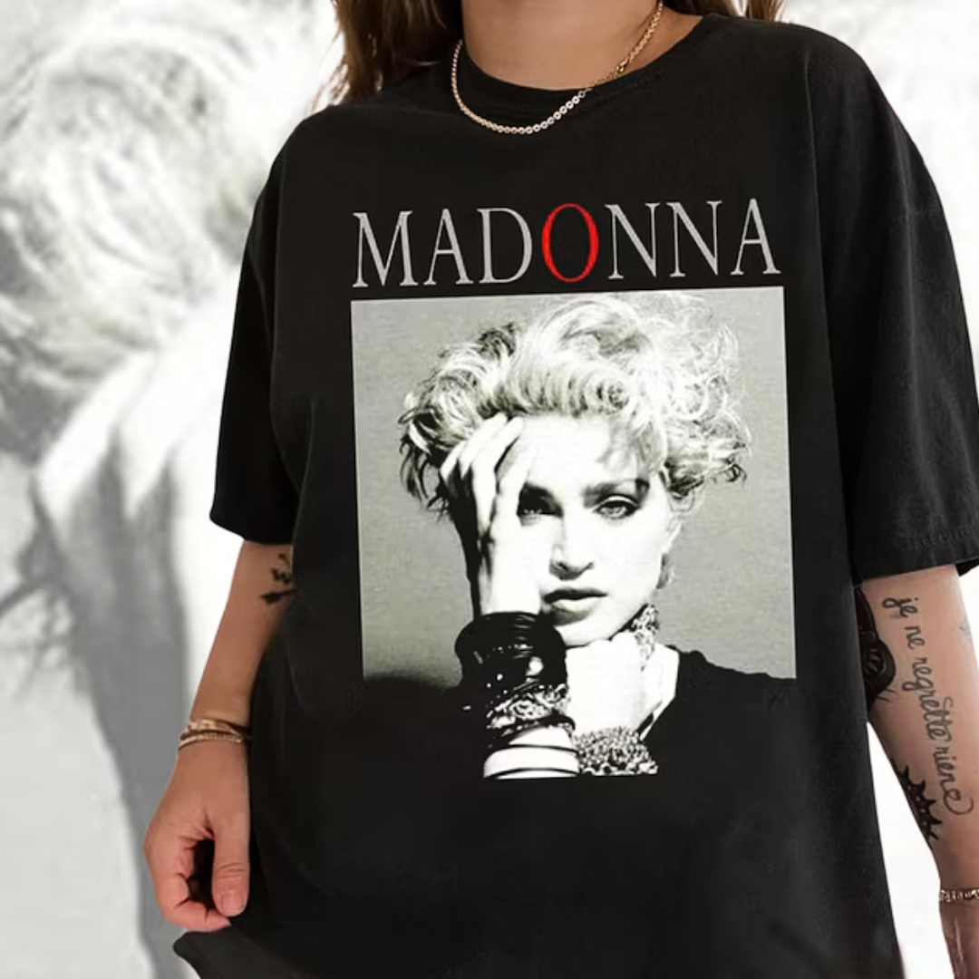 Camiseta Básica Madonna Retro