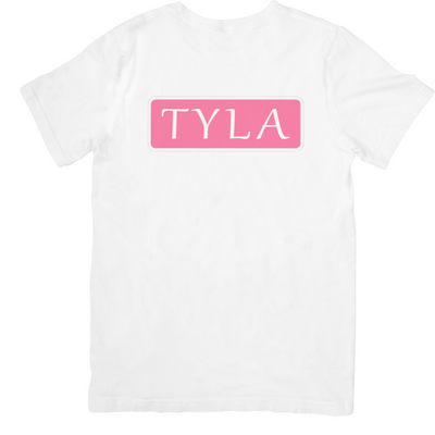 Camiseta Básica Tyla Name Logo