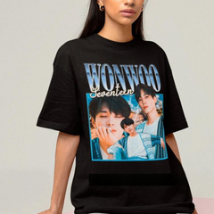 Camiseta Básica Seventeen Wonwoo Graphic