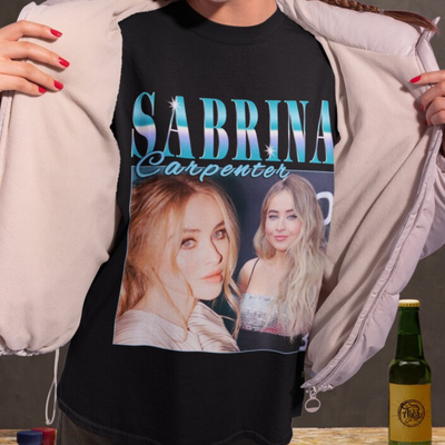 Camiseta Básica Sabrina Carpenter Aesthetic