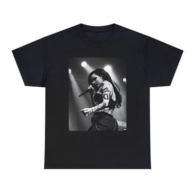 Camiseta Básica Kehlani B&W