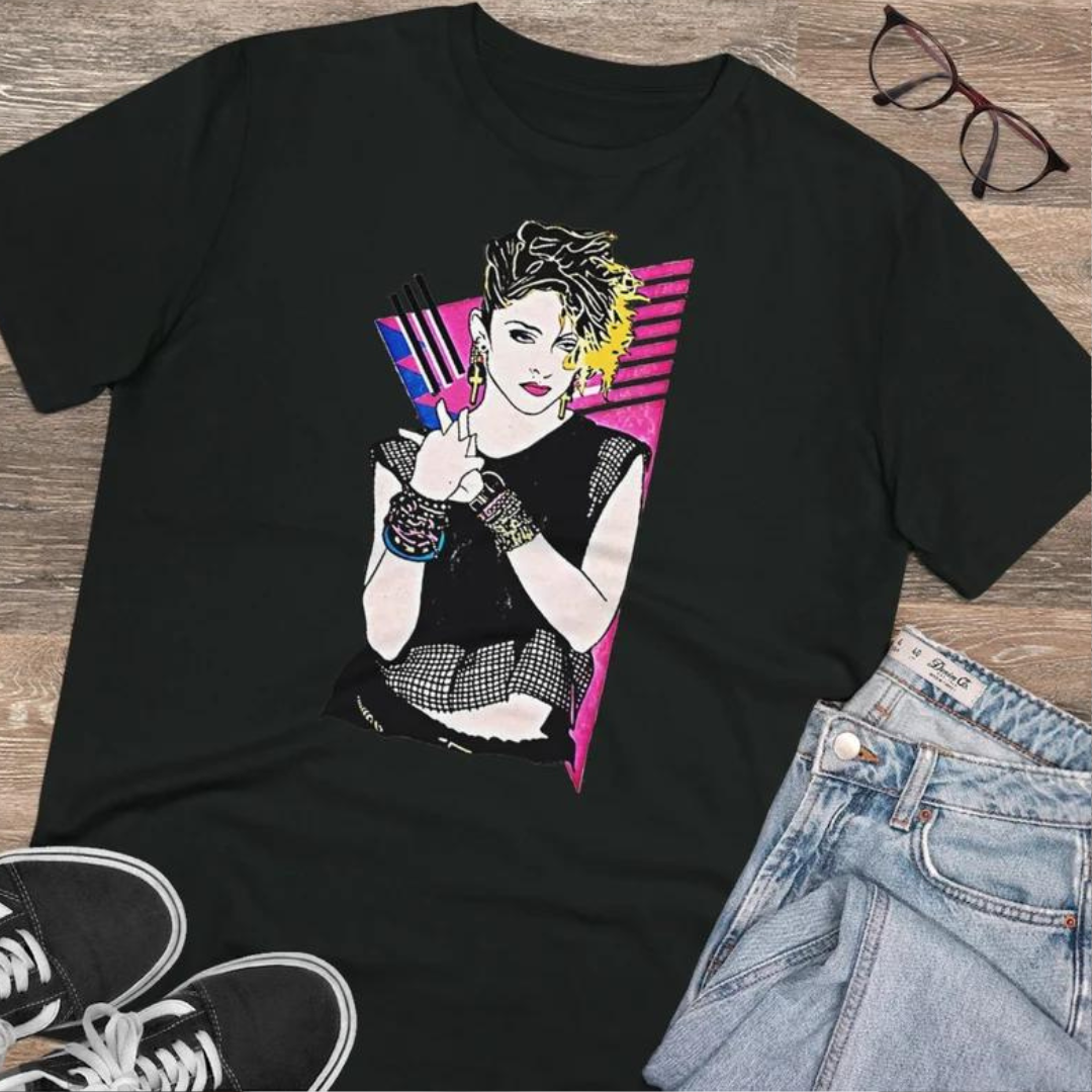 Camiseta Básica Madonna Bedtimes