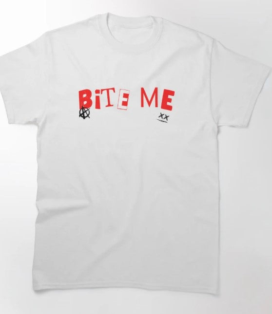 Camiseta Básica Avril Lavigne Bite Me Graphic