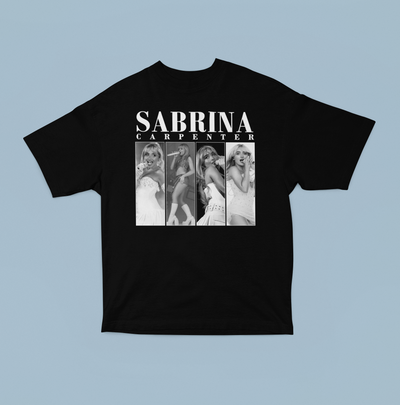 Camiseta Básica Sabrina Carpenter Collab P&B