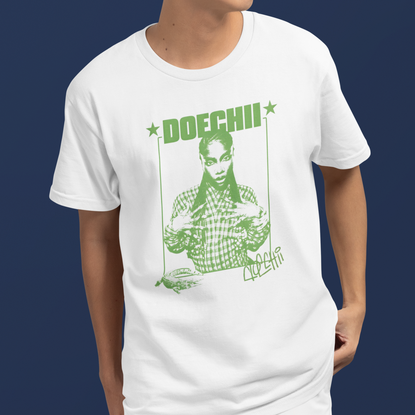 Camiseta Básica Doechii Green Poster