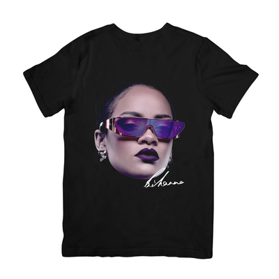 Camiseta Básica Rihanna Face