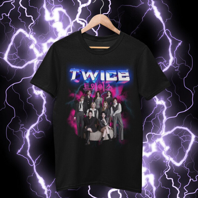 Camiseta Básica Twice Graphic