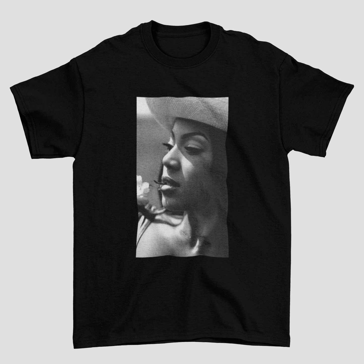 Camiseta Básica Beyonce P&B