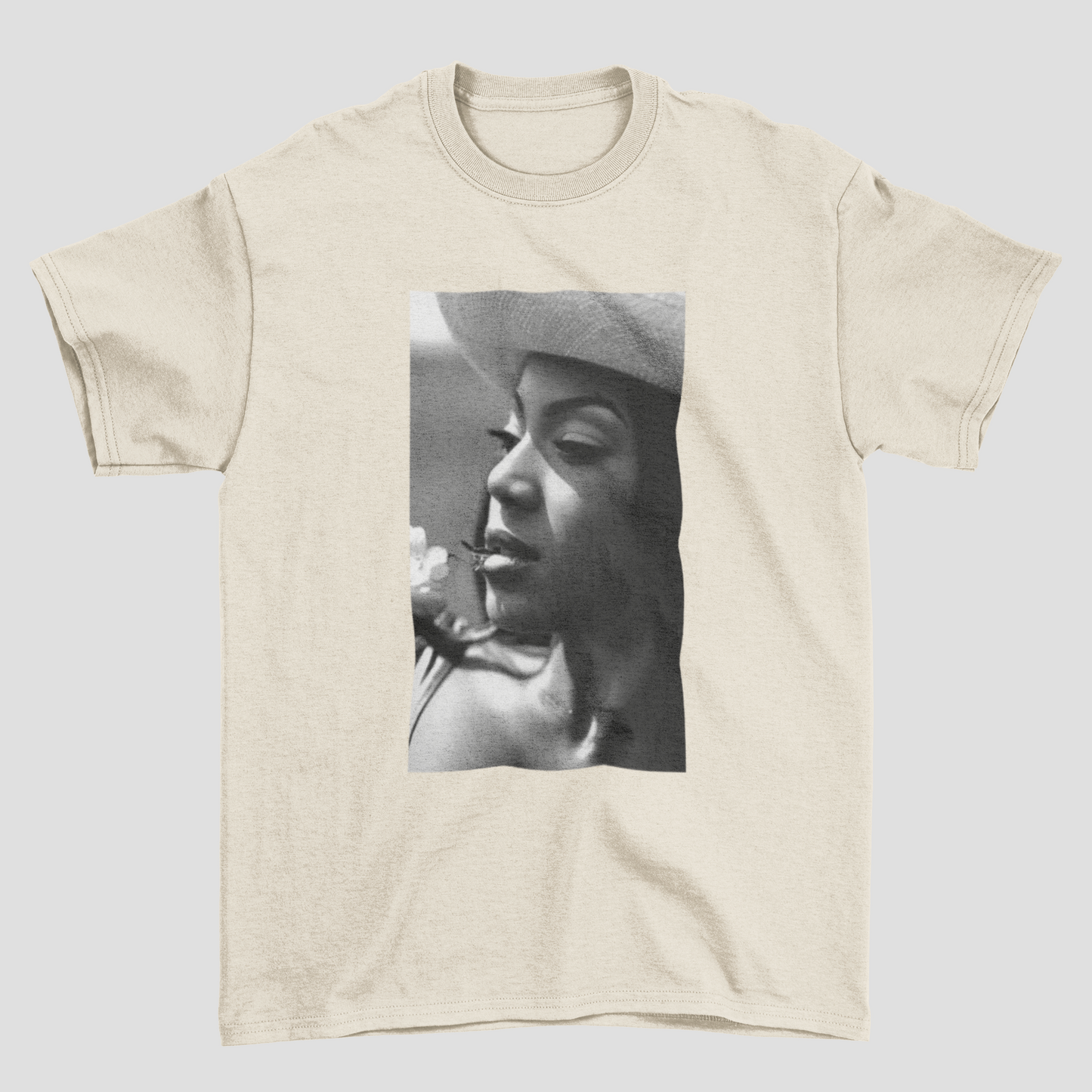 Camiseta Básica Beyonce P&B