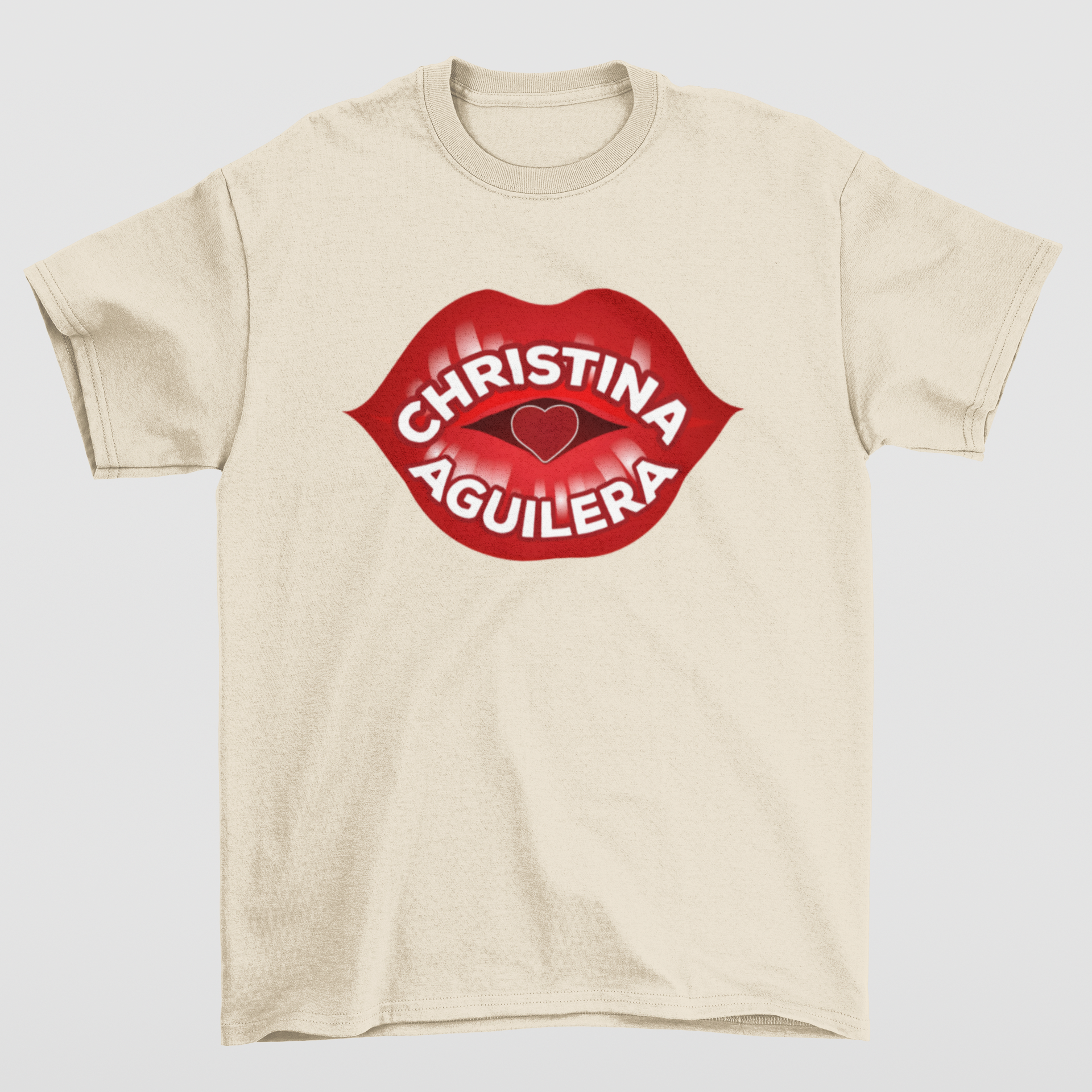 Camiseta Básica Christina Aguilera Kiss- pérola