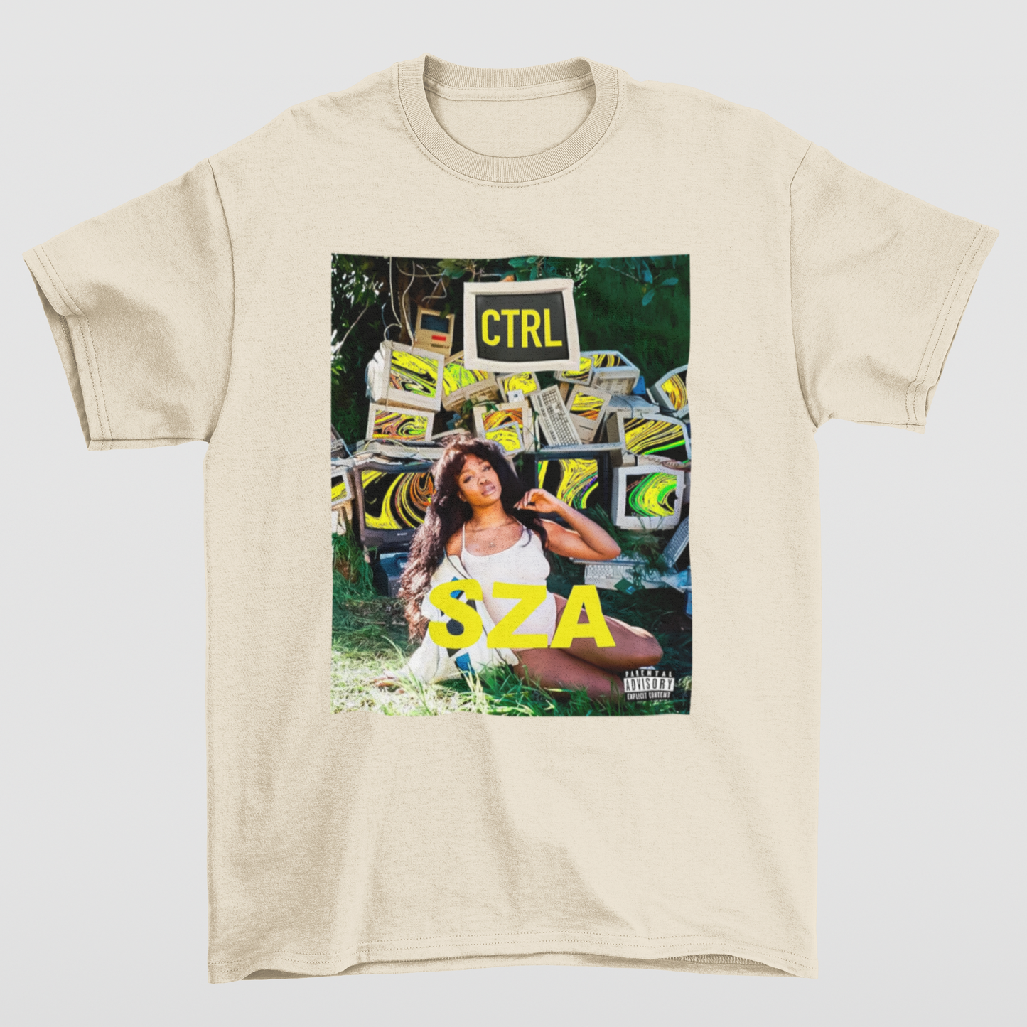 Camiseta Básica SZA Cantora Ctrl- pérola