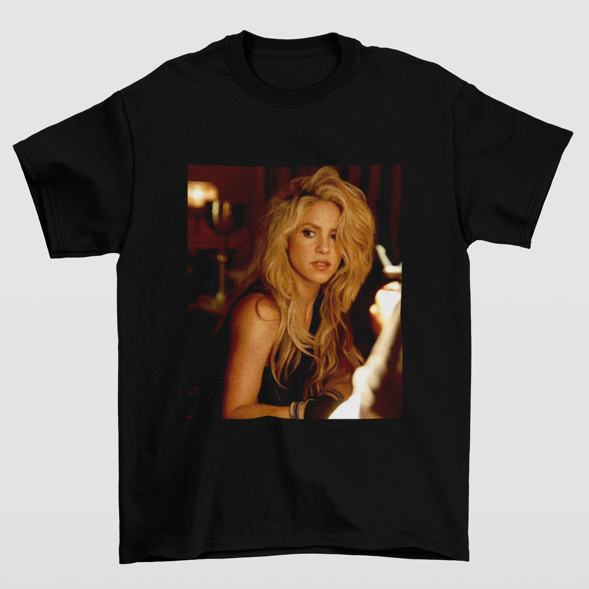 Camiseta Básica Shakira Classic- preto