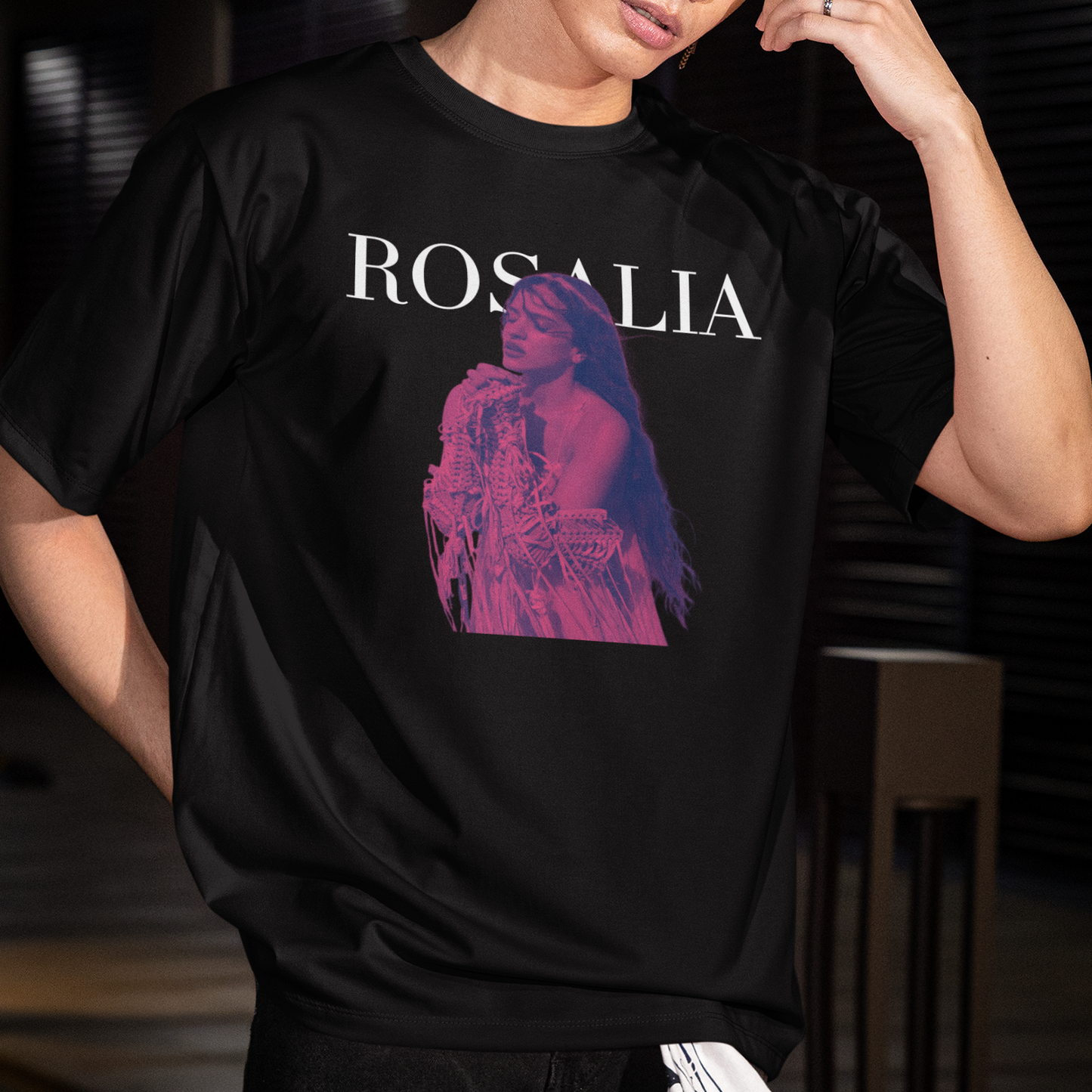 Camiseta Básica Rosalia Pink Graphic