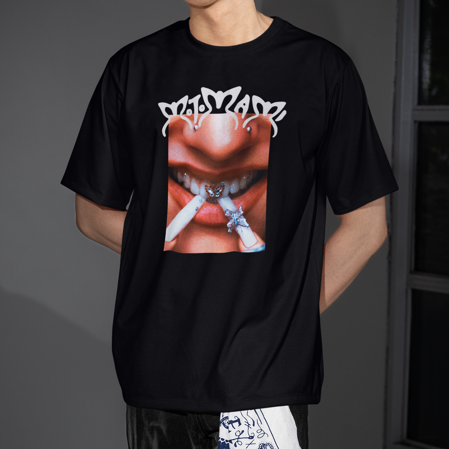 Camiseta Básica Rosalia Motomami Butterfly