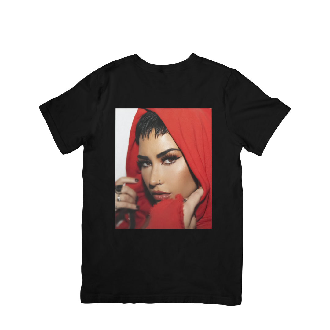 Camiseta Básica Demi Lovato Red Photo