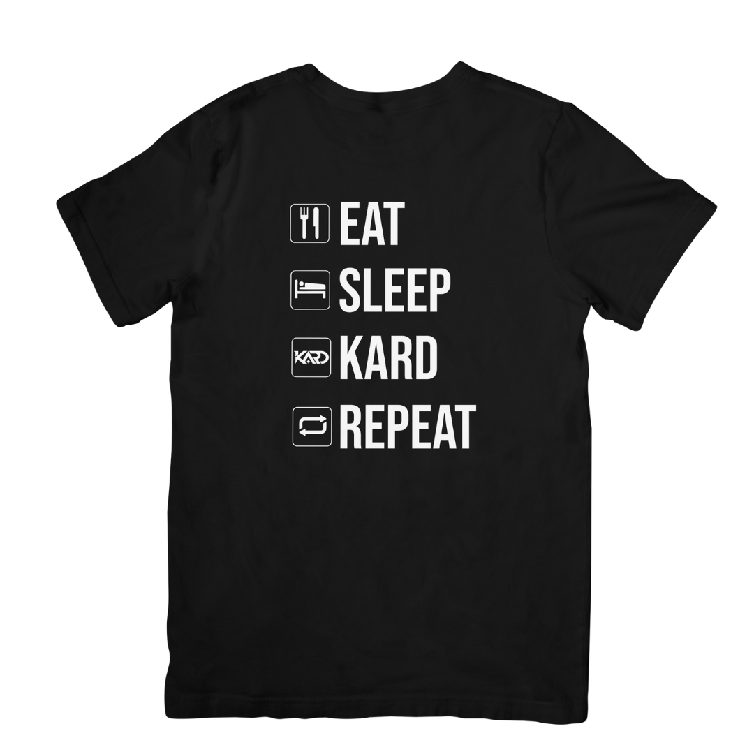 Camiseta Básica Kard Repeat – Saoko