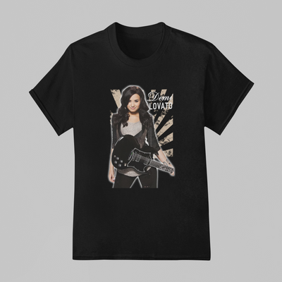 Camiseta Básica Demi Lovato Guitar