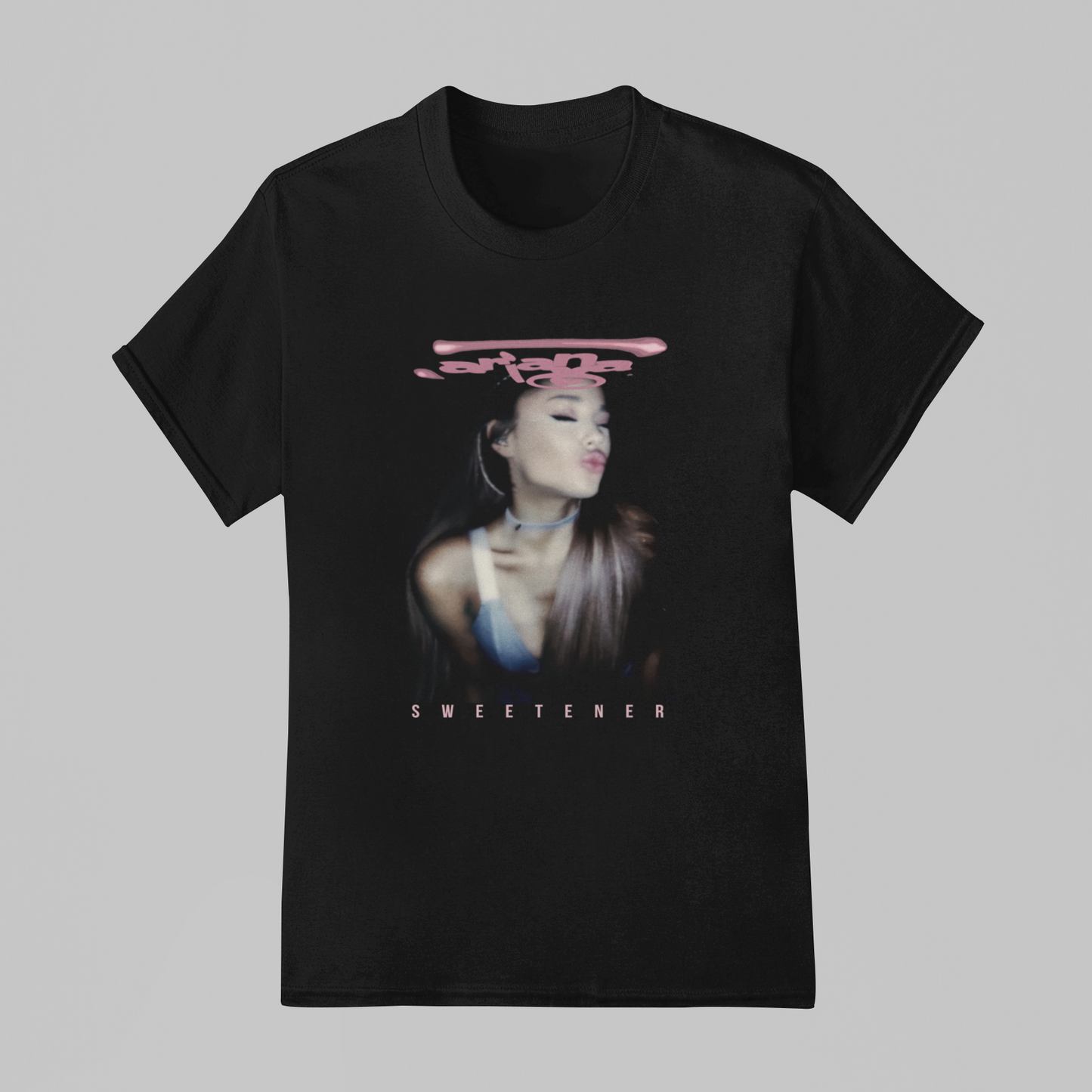 Camiseta Básica Ariana Grande Sweetener
