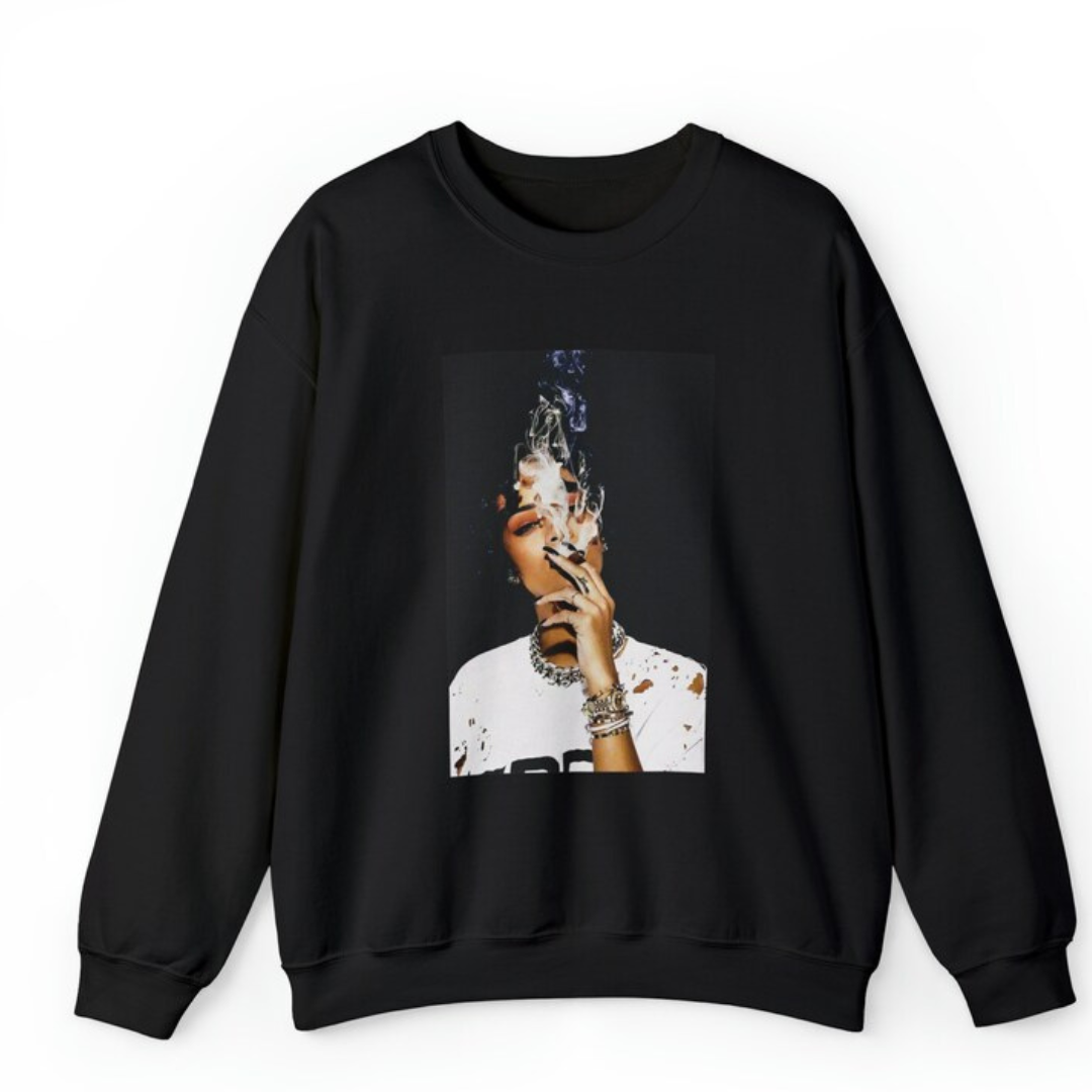 Moletom Gola Redonda Rihanna Smoking