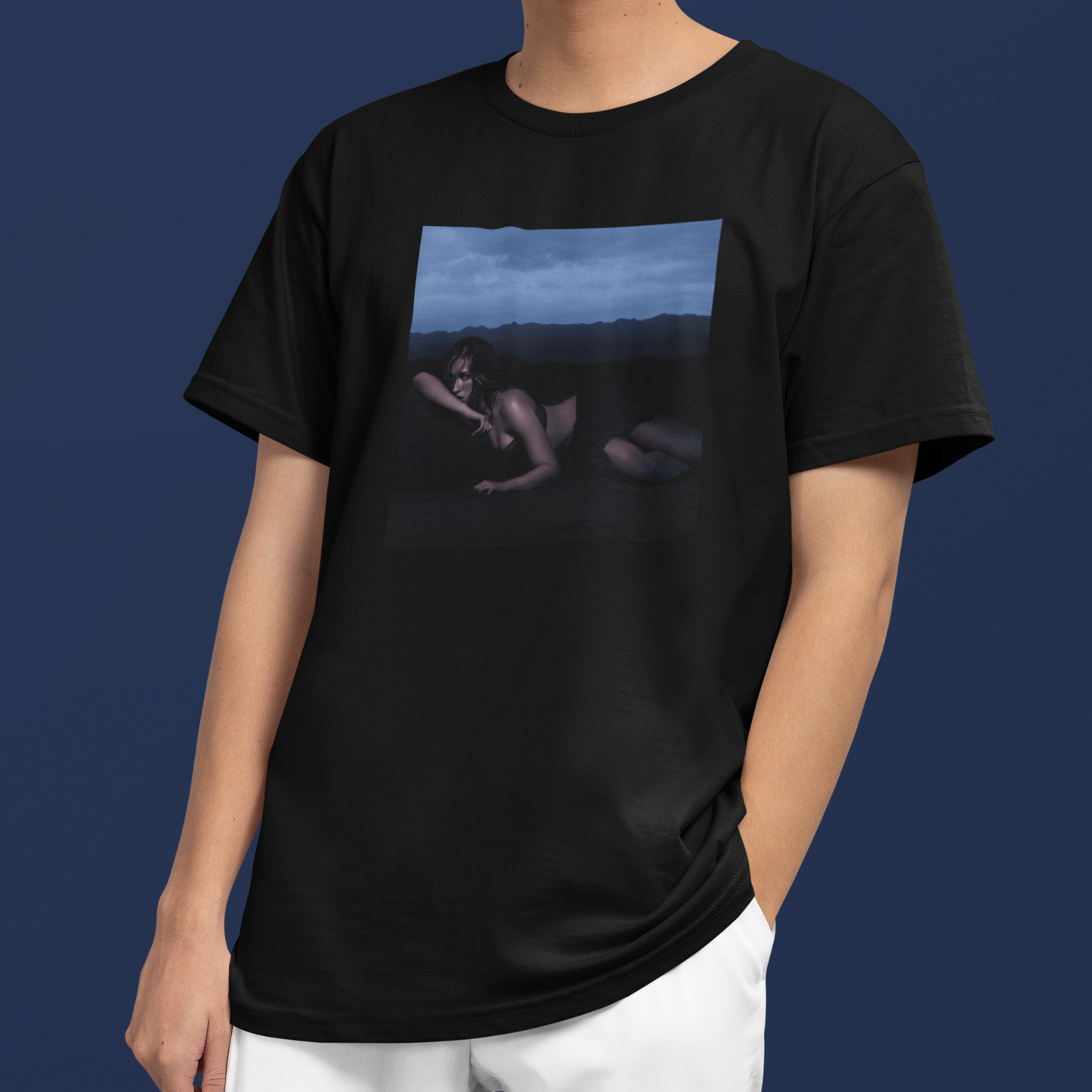 Camiseta Básica Tate McRae Photo