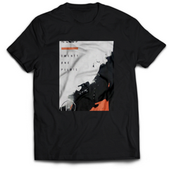 Camiseta Básica Twenty One Pilots Taking My Time