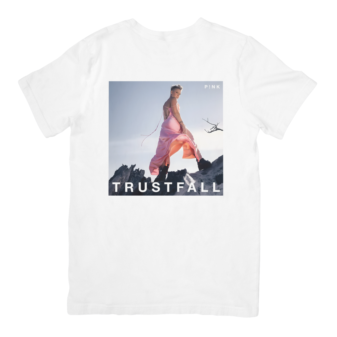 Camiseta Básica P!nk Trustfall