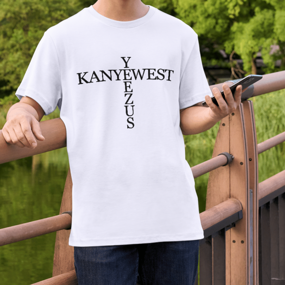 Camiseta Básica Kanye West Yeezus Letter