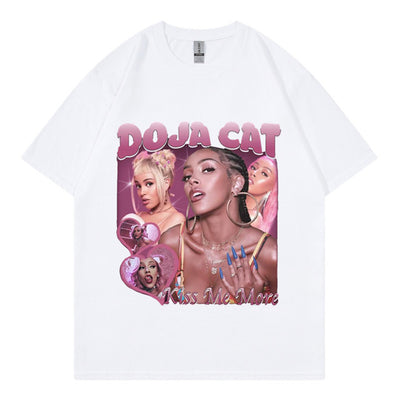 Camiseta Básica Doja Cat Kiss Me More