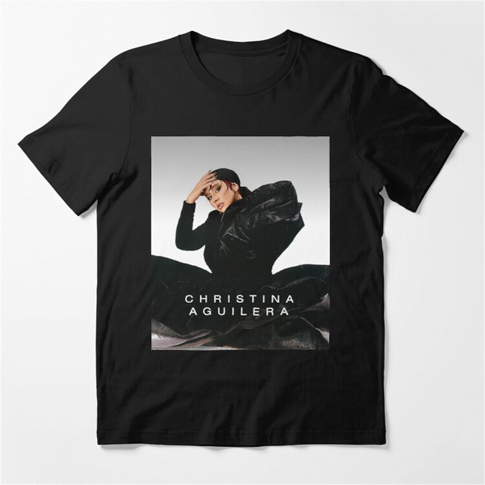 Camiseta Básica Christina Aguilera Dark Clothes