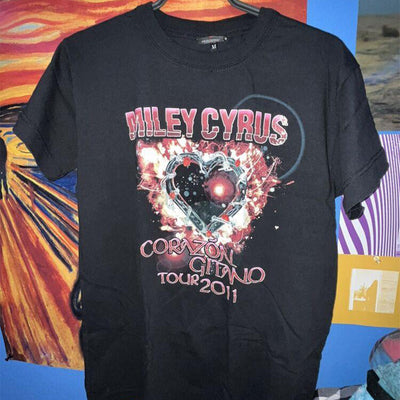 Camiseta Básica Miley Cyrus Corazón Gitano Tour