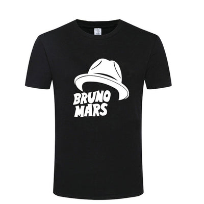 Camiseta Básica Chapéu Bruno Mars